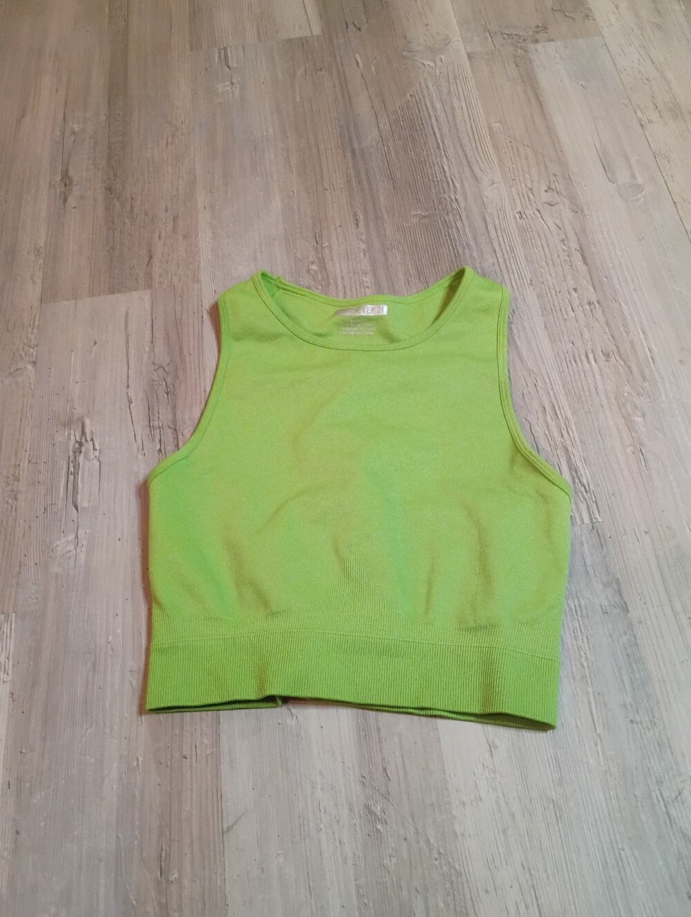 Workout Top - Picture 2 of 4